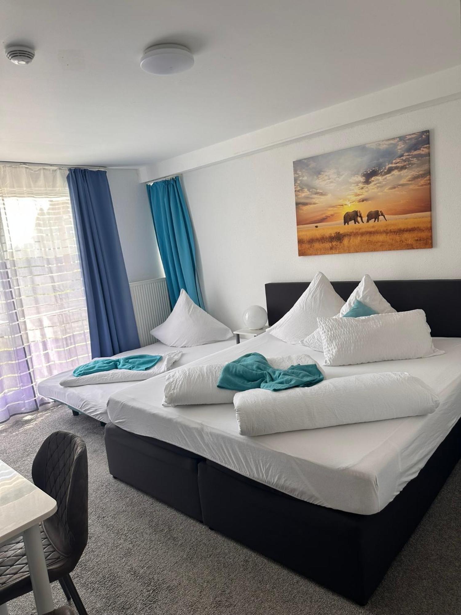 Gaestehaus Uezel ฟรีดริชส์ฮาเฟน ภายนอก รูปภาพ